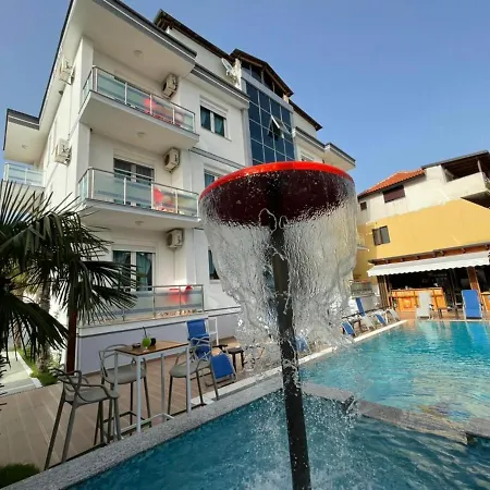 Brian Hotel Velipoje