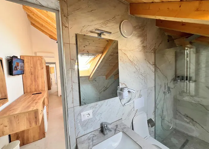 ホテル Brian Velipojë