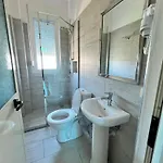 Brian 4* Velipojë