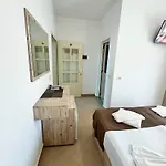 Brian ホテル