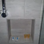 Brian ホテル 4*