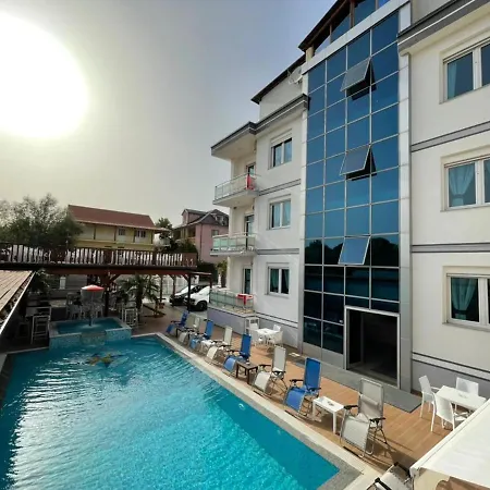 Brian Hotel Velipojë