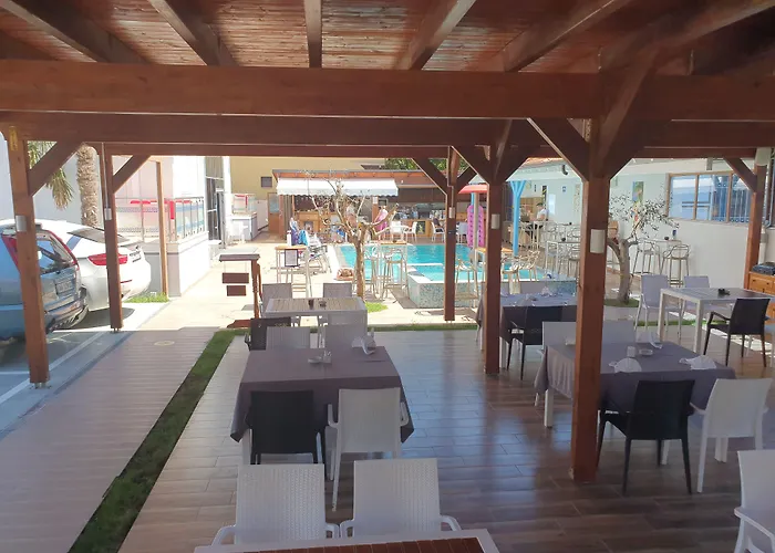 Brian 호텔 Velipojë